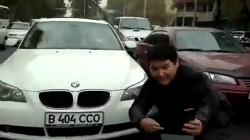 Сүрөткө мына ушинтип түшүш керек