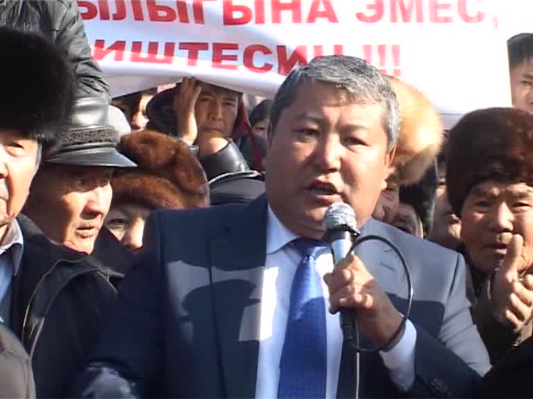 Мелис Мырзакматов: "Мен эл душманы эмесмин. Пока шаарда мен кожоюнмун"