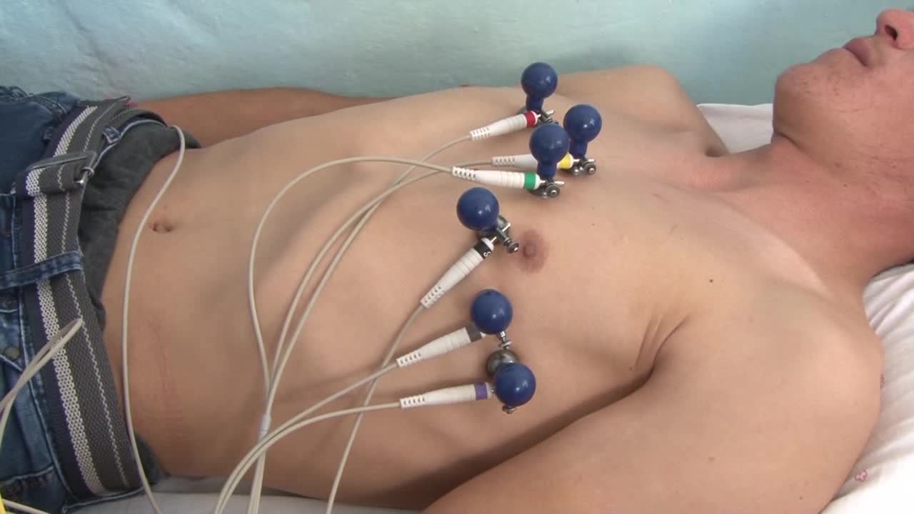 Кардиологтор тобу аймактарда жардам көрсөтүүдө