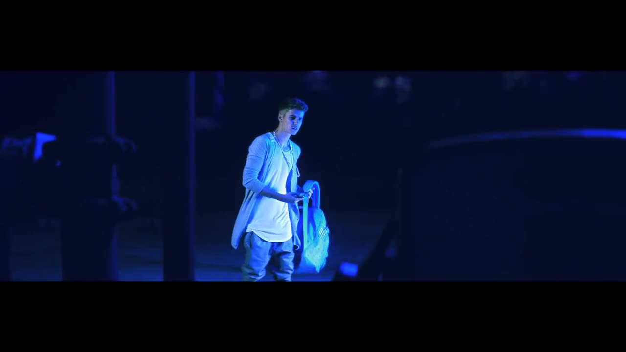  Justin Bieber - Confident ft. Chance The Rapper