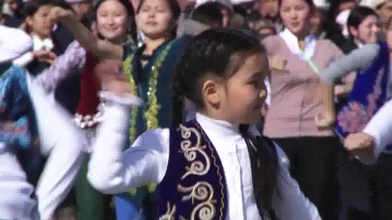 Кара жорго флешмобунан &#1199;з&#1199;нд&#1199;