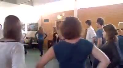 Жаңы "Gangnam style" - Кара жорго