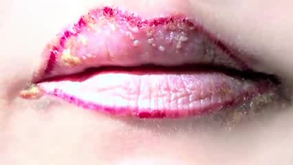 Сулуулук салондорунан жабыркагандар (Нерви жукалар көрбөгүлө!)