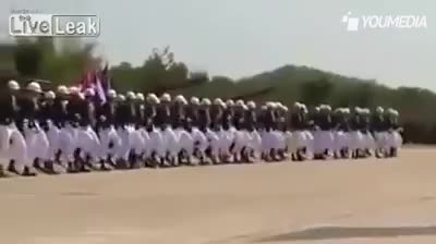 Италия. Аскердик параддан мыкты шоу
