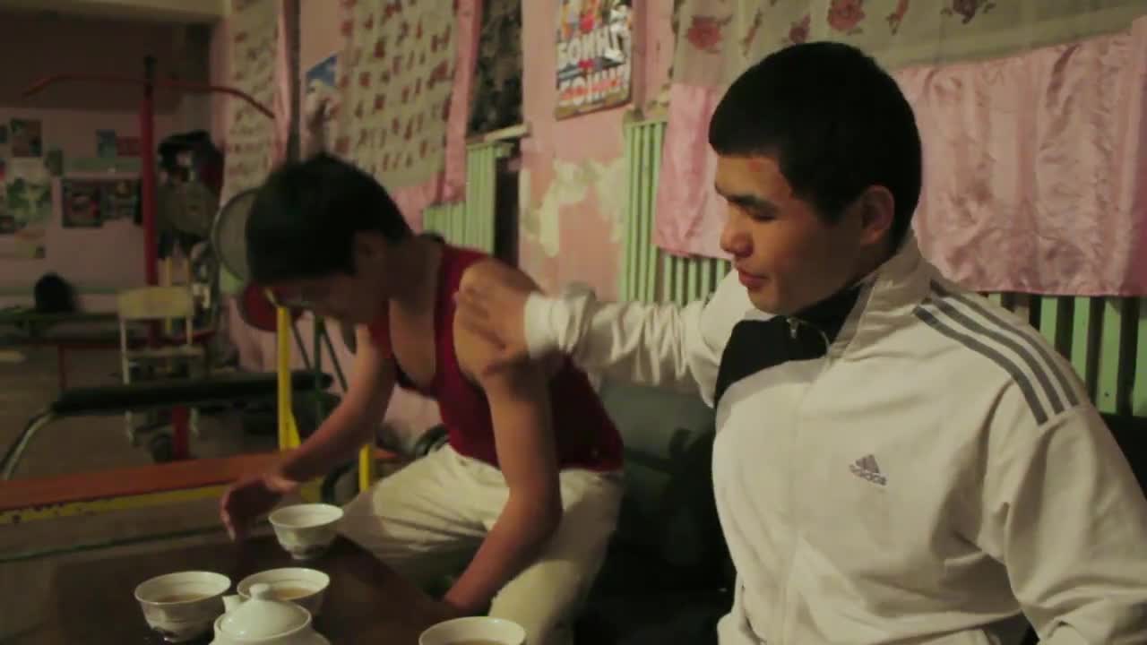 Катыган кыргыз балдар