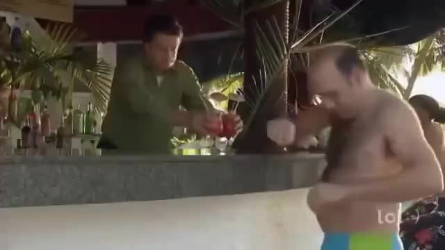 Пляжда чөнтөгүң жок болсо, ха ха!