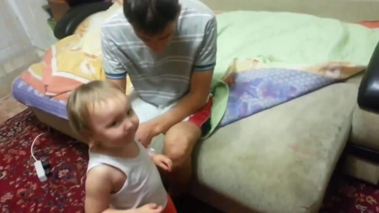 Ха,ха, баарын апасына шылтап коет))