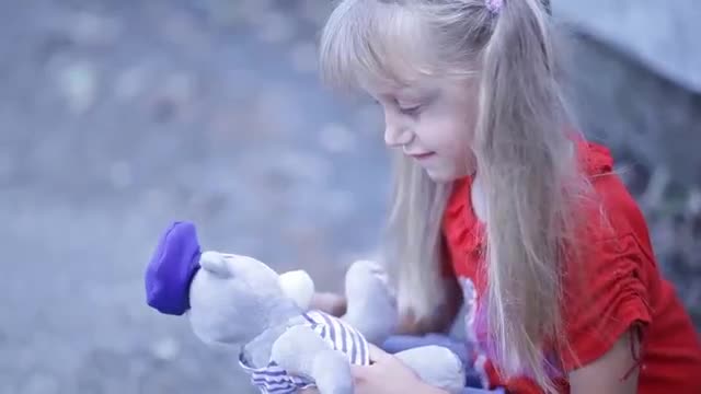 Байкуш кичине кызды мынча неге кордоду?