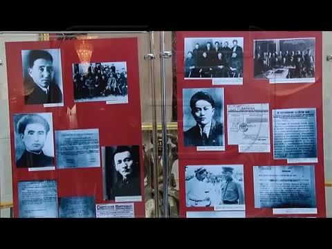 14-октябрда Атамбаев тарыхчылар менен жолугушту