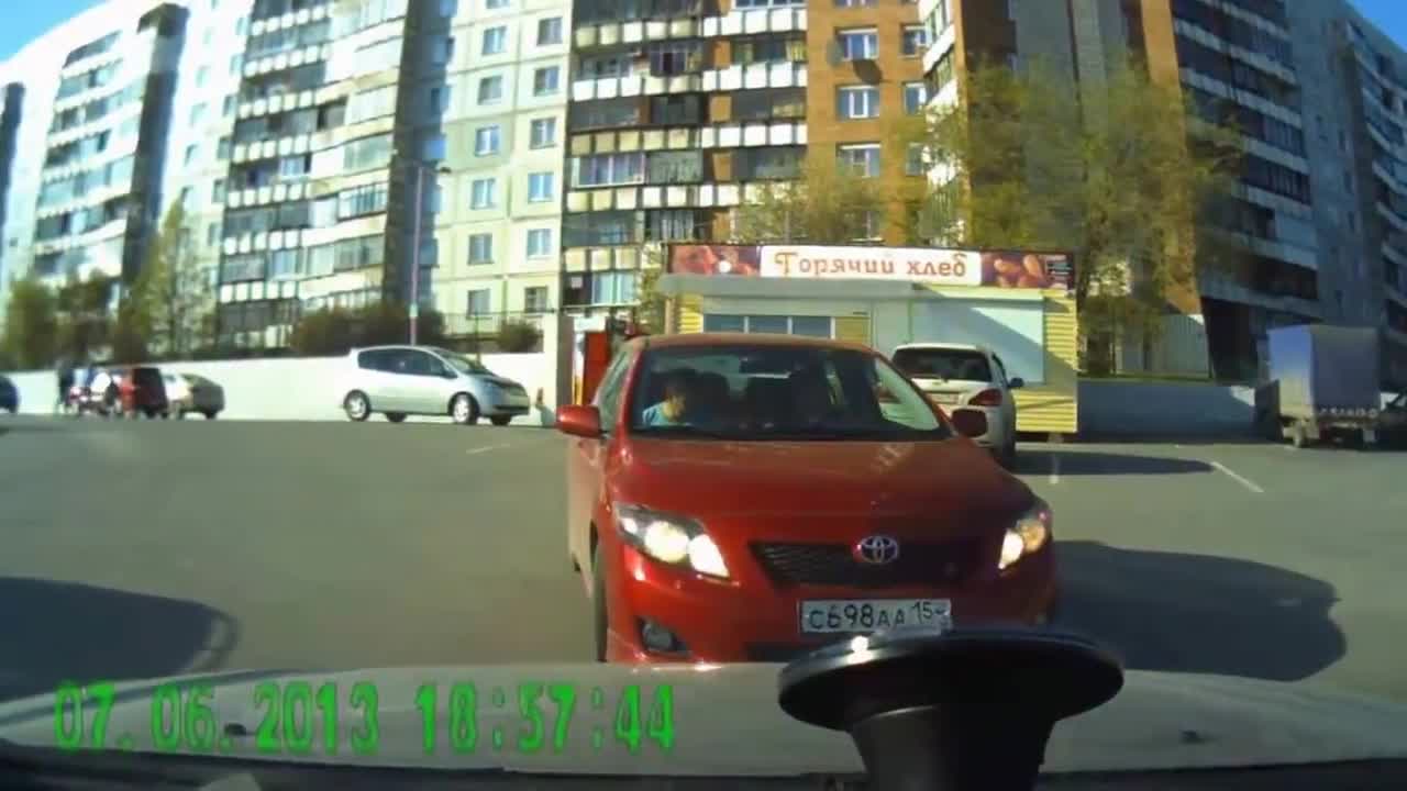 Айдоочу айымдардан абайла))))