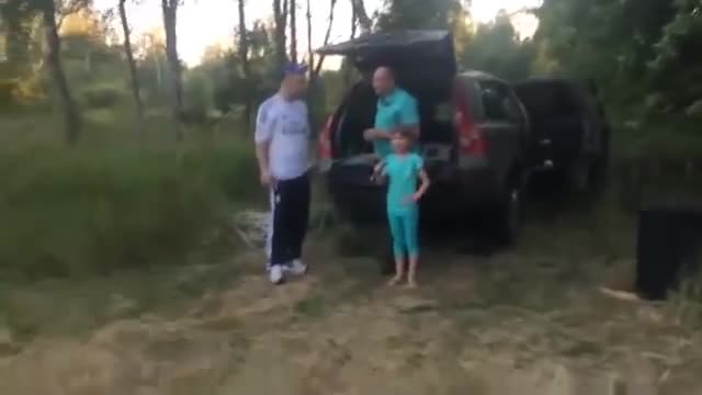  Ырчылыкка таланты бар экен
