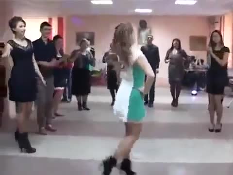 Эч ким бийлебеген бийди бийлейт го