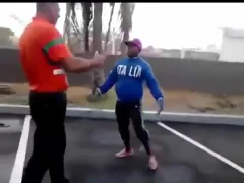 Атаандашына баа бербептир