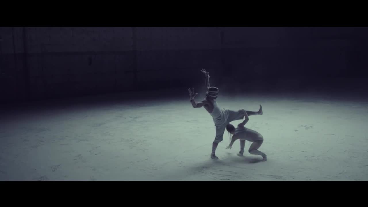 Muse - Dead Inside [Official Music Video]