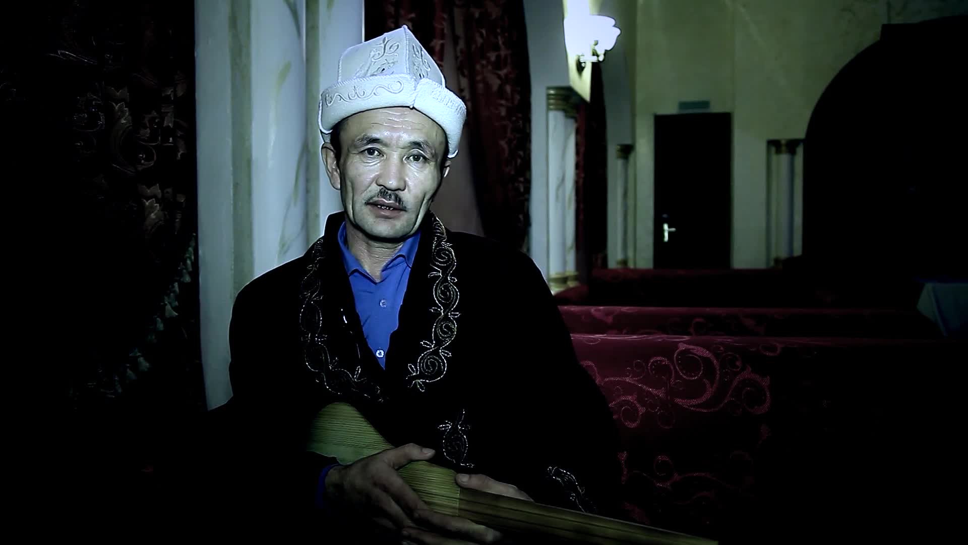 Төрөбай Арзыбаев - Өкүнөм, өлкөм эмне болуп жатат?