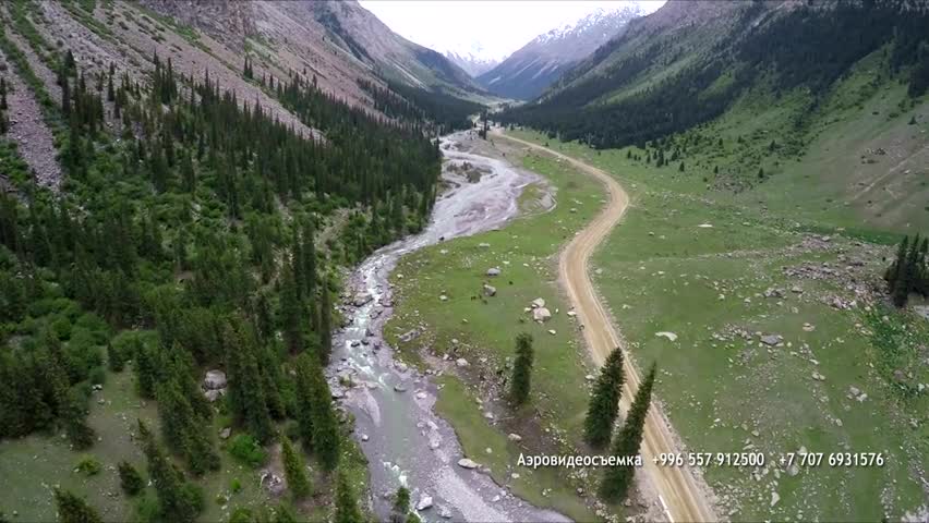 Кыргызстандын кооз жайлары көздү суктандырат