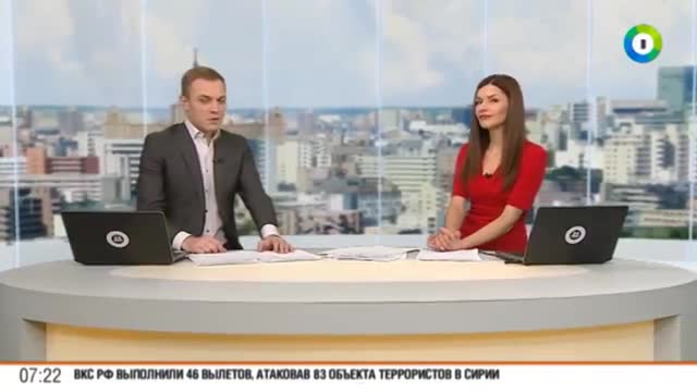 Бишкектик сулуу окуучу кыз пончик сатып иштейт