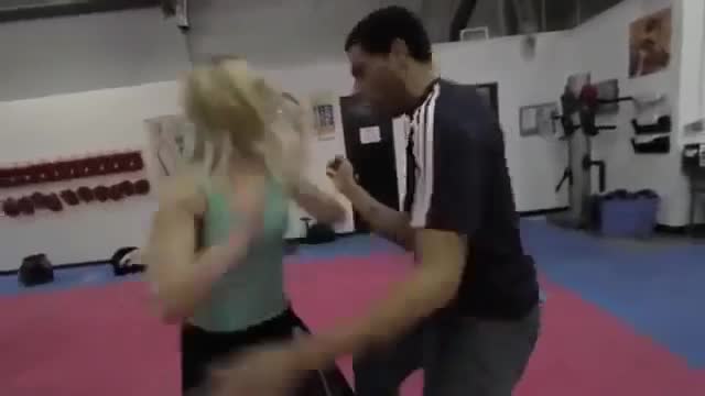 Ван Даммдын эрке кызы ))
