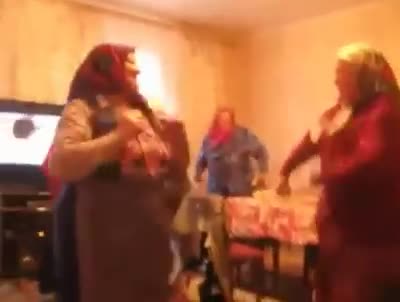 Эртең булардан калбай бийлейли