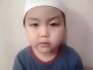  Казакстандын баарын таң калтырган бала
