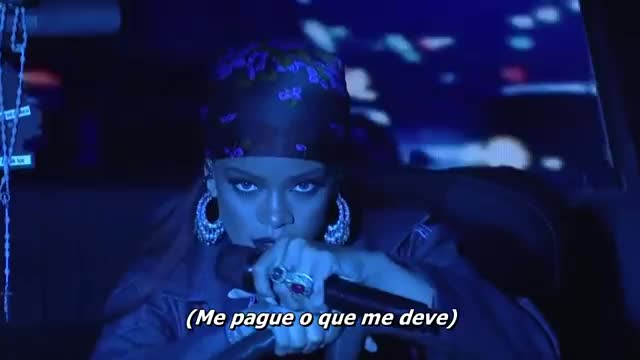 Rihanna - Bitch Better Have My Money (Live - SNL) 