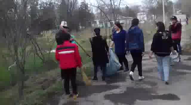 Алайкуу жаштарынын кайрымдуулук иштери