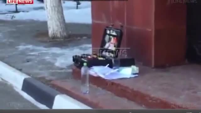 Орусияда “Сирияга жөнөтүп жаткан” деп шектелген жаран имараттан боюн таштады