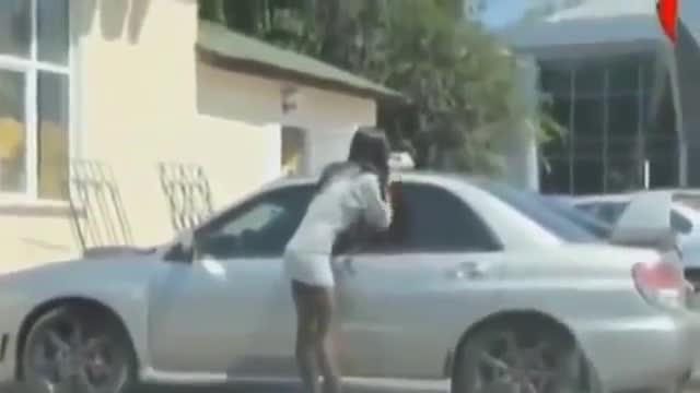 Күзгүгө көрүнөрдө абайлагыла, кыздар!