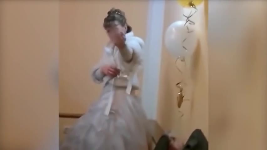 Кайнатасы келинин адекватсыз жоругунан улам уруп салды