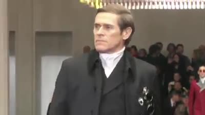 Голливуд актёрлору подиумда