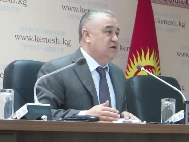Төрагалыкка талапкерлер 51:51ден тең добуш алганы тууралуу Текебаевдин пикири