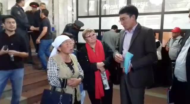 Мэриянын өкүлдөрү "Керемет конушундагы түрттүрүүнү токтото турабыз" дешти  
