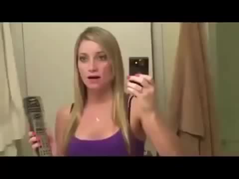 Футбол көрүп жаткан күйөөсүн мазактады
