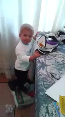 Апасына жардам берген уулу