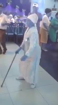 Катыра бийлеген апа