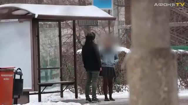 Кымбат баалуу унаага алданган сулуу