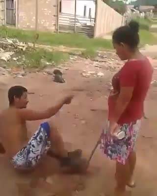 Күйөөсүн кубалап кетти