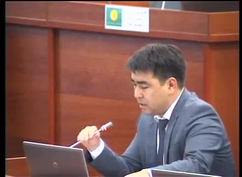  Жанар Акаев: 