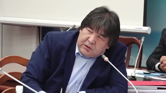 Садык Шер-Нияз: "Кандуу жүк 45 адамдын өмүрүнөн кымбат турабы?"