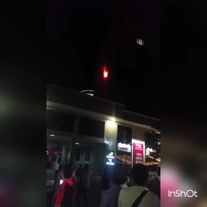  Бишкектеги "элиткада" батир өрттөндү