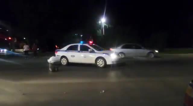 Патрульдук милициянын кызматтык унаасы жол кырсыгына кабылды (2)