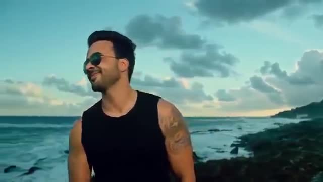  Justin Bibber,Daddy Yankee,Louis Fonsi  