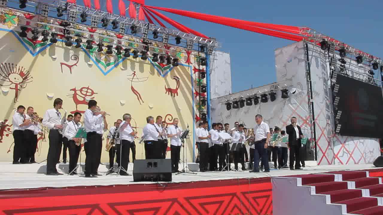 Кыргыз Республикасынын Эмгек сиңирген артисти Бакыт Ыбыкеев - "Бишкегим"