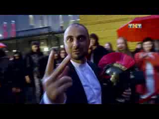 Comedy Club: Павел Воля Рублёвкадагы үйлөр тууралуу, кызды акчасыз "жыгуу"