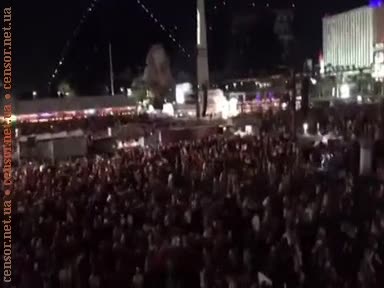 Лас-Вегаста белгисиз адам жарандарга ок атты