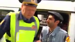 Москвадагы маршруттук таксинин амалкөй айдоочусу