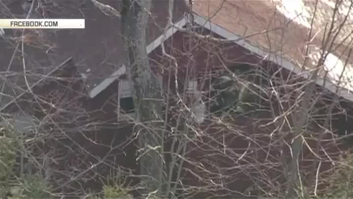 Клинтондордун үйүндө чыккан өрт