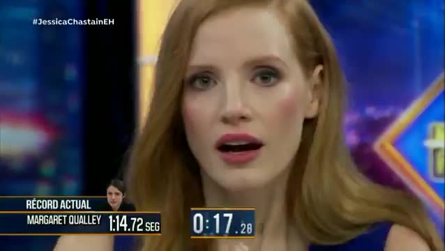 2 мүнөт көзүн ирмебей турган актриса соц. тармактагыларды таӊ калтырды