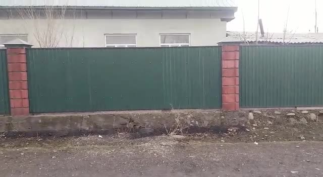 Мырзаке айылынын тургуну