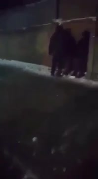Мас абалдагы милиция селсаяктарды сөгүп жатат ( Уят сөздөр бар)